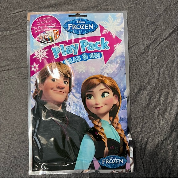 Disney Frozen Party Favor Set - Picture 6 of 10